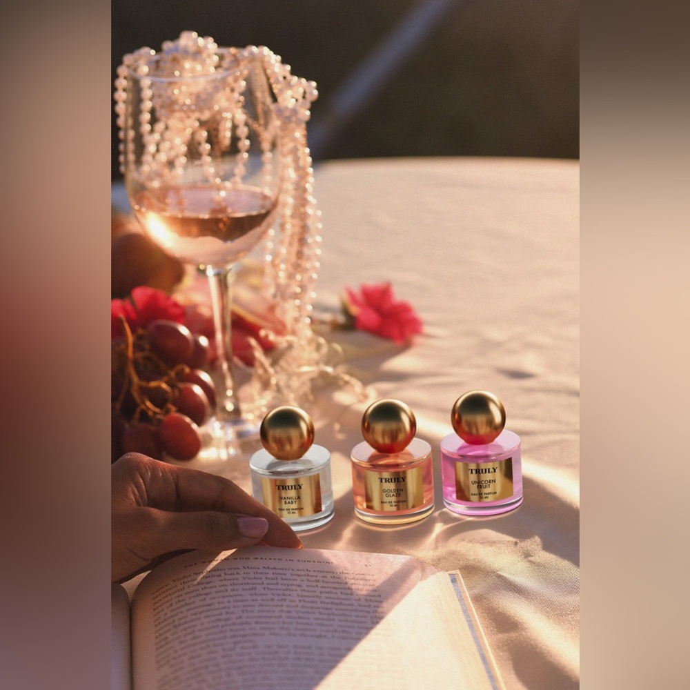 Truly The Perfumer’s Set Mini Fragrance Set - Picture 2 of 7